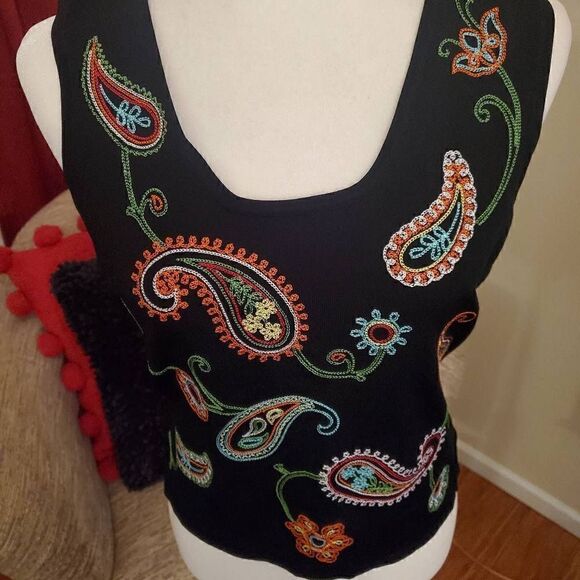 C'est City Black Embroidered Vintage Tanktop M - Picture 9 of 10
